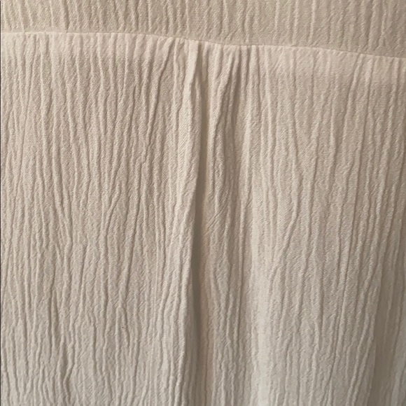 Flowy white top - Picture 4 of 5